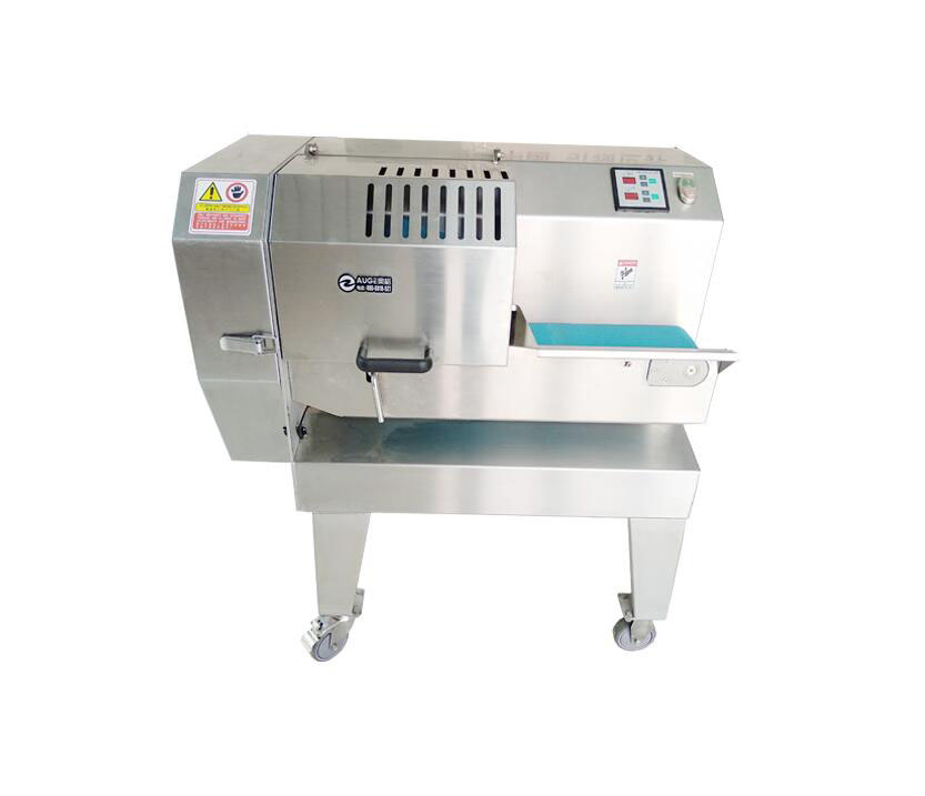 正确使用切菜机，以防手被“咬住”